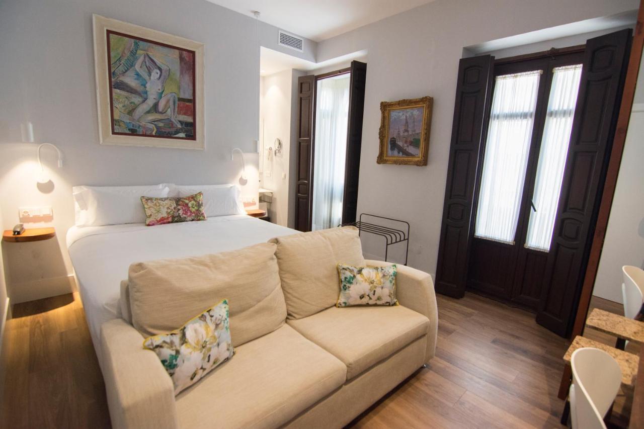 Double Room,1593950215:JPEG